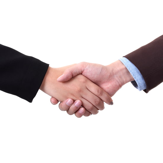 Benefits of Partnering with a Dedicated Franchise Medicine Company